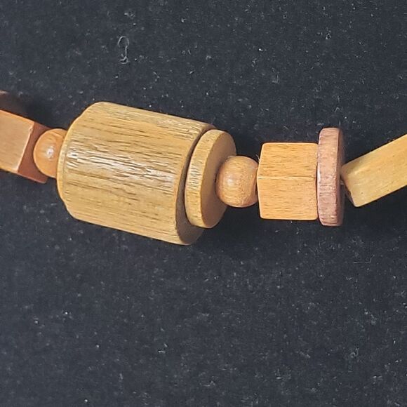 VINTAGE ARTISAN Wooden Bead Minimalist Necklace - Picture 3 of 7
